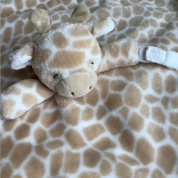 Carters Plush Giraffe Lovey Security Blanket With Pacifier Holder - Picture 8 of 10